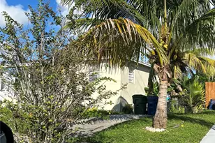 725 SW 8th Ave, Hallandale Beach, FL 33009 - Photo 33