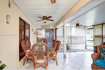 412 SW Sansom Ln, Port Saint Lucie, FL 34953 - Photo 37