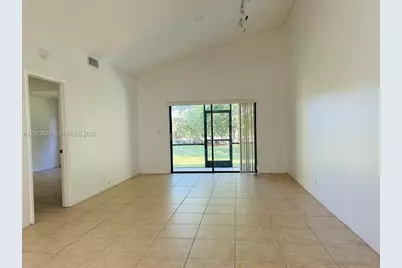 611 Racquet Club Rd #1, Weston, FL 33326 - Photo 13