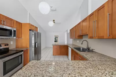 10583 SW 77th Ter, Miami, FL 33173 - Photo 15