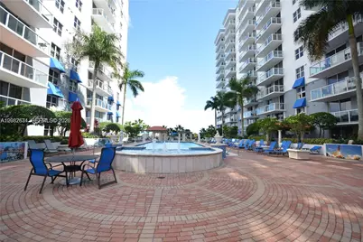 5091 NW 7th St #811, Miami, FL 33126 - Photo 27
