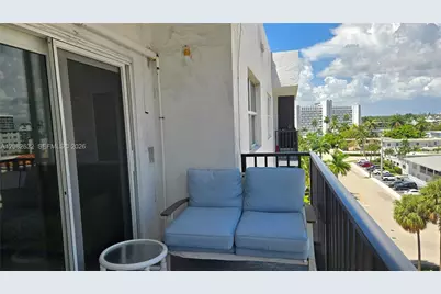 3000 Riomar St #701, Fort Lauderdale, FL 33304 - Photo 13