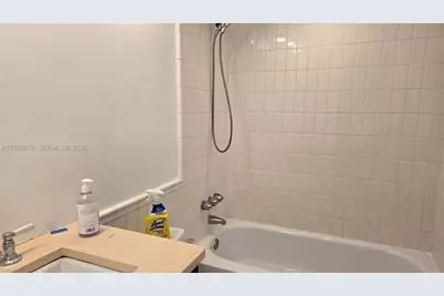 3000 Riomar St #701, Fort Lauderdale, FL 33304 - Photo 15
