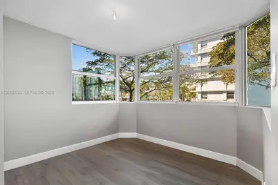 16558 NE 26th Ave #2G, North Miami Beach, FL 33160 - Photo 5