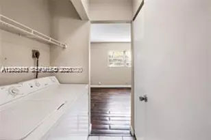 4841 NW 9th Dr, Plantation, FL 33317 - Photo 5
