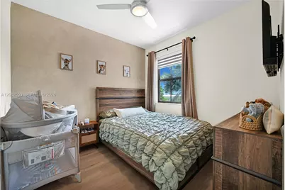 3803 NE 2nd St, Homestead, FL 33033 - Photo 15