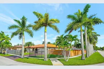 13203 SW 205th Ln #0, Miami, FL 33177 - Photo 3
