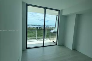 2411 Laguna Cir, North Miami, FL 33181 - Photo 21