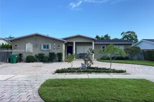9145 SW 182nd St, Palmetto Bay, FL 33157 - Photo 1