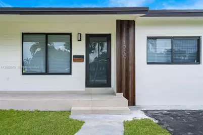 1700 SW 71st Ct, Miami, FL 33155 - Photo 3