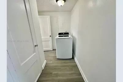2306 NW Flagler Ter #1, Miami, FL 33125 - Photo 3