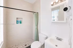 3025 Indian Creek Dr, Miami Beach, FL 33140 - Photo 5