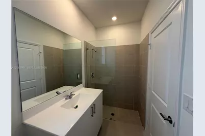 19111 SW 315 St #b, Homestead, FL 33033 - Photo 5