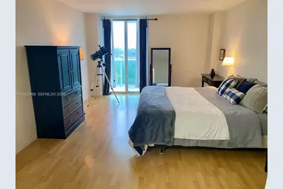 100 Bayview Dr #726, Sunny Isles Beach, FL 33160 - Photo 17