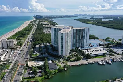 100 Bayview Dr #726, Sunny Isles Beach, FL 33160 - Photo 29