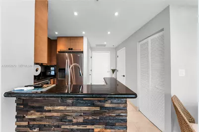 6515 E Collins Ave #1504, Miami Beach, FL 33141 - Photo 35