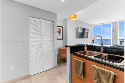 6515 E Collins Ave #1504, Miami Beach, FL 33141 - Photo 37