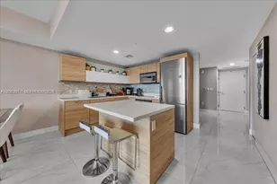 16385 Biscayne, North Miami Beach, FL 33160 - Photo 7
