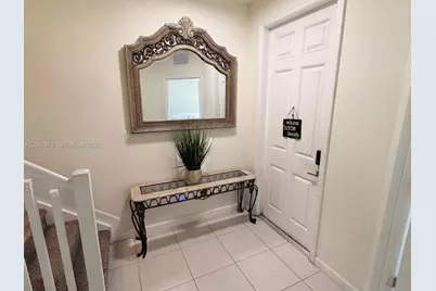 11388 W 34th Way, Hialeah, FL 33018 - Photo 11