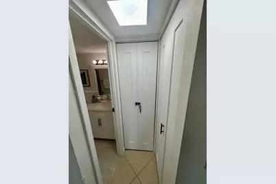 100 Bayview Dr #1114, Sunny Isles Beach, FL 33160 - Photo 23