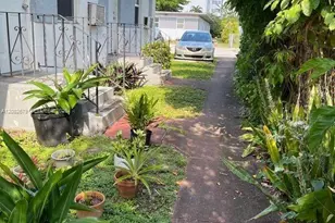 730 SW 10th St, Miami, FL 33130 - Photo 15