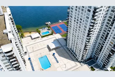 2750 NE 183rd St #PH05, Aventura, FL 33160 - Photo 21
