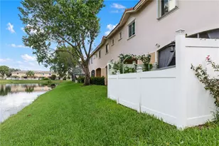 5741 Isles Cir, Tamarac, FL 33321 - Photo 35
