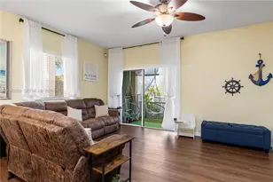 5741 Isles Cir, Tamarac, FL 33321 - Photo 11