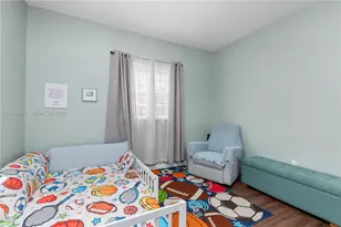 5741 Isles Cir, Tamarac, FL 33321 - Photo 27