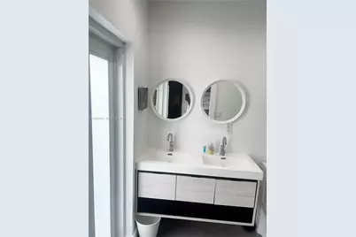15 NW 52nd St, Miami, FL 33127 - Photo 21