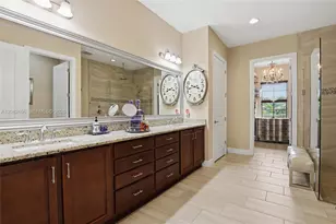 2303 Somerset Pl, Other City - In The State Of Florida, FL 34120 - Photo 31