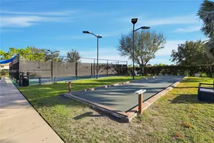 2303 Somerset Pl, Other City - In The State Of Florida, FL 34120 - Photo 61