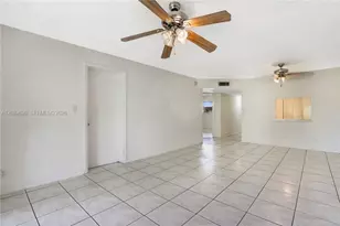 7831 N Colony Cir N, Tamarac, FL 33321 - Photo 9