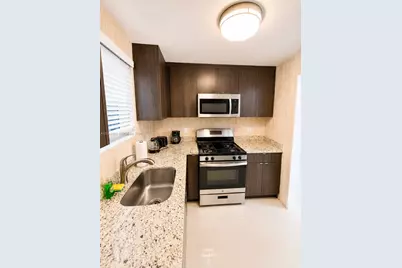 1025 94th St #12, Bay Harbor Islands, FL 33154 - Photo 5