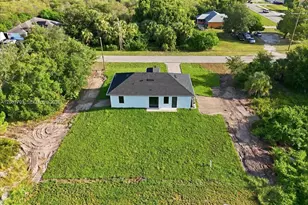 758 Long Distance Ln, Lehigh Acres, FL 33974 - Photo 5
