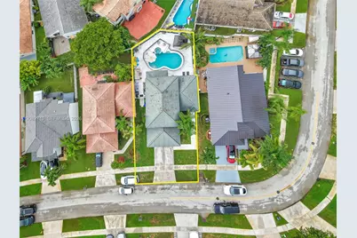 18038 SW 12th Ct, Pembroke Pines, FL 33029 - Photo 37