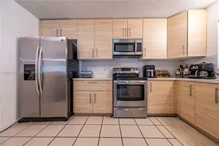4524 SW 54th St, Dania Beach, FL 33314 - Photo 11