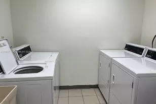 18151 NE 31st Ct, Aventura, FL 33160 - Photo 29