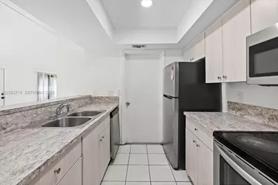 7425 SW 13th St, North Lauderdale, FL 33068 - Photo 5