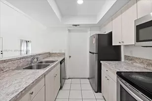 7425 SW 13th St, North Lauderdale, FL 33068 - Photo 5