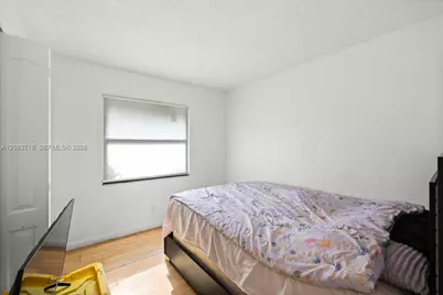 7425 SW 13th St, North Lauderdale, FL 33068 - Photo 17