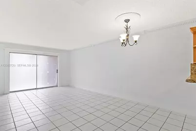 1300 W 47th Pl #223, Hialeah, FL 33012 - Photo 11