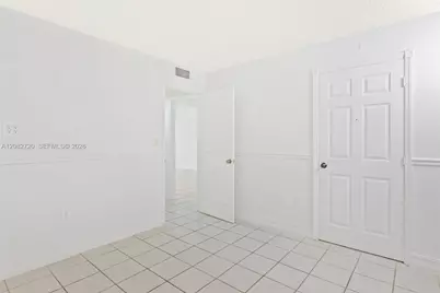 1300 W 47th Pl #223, Hialeah, FL 33012 - Photo 27