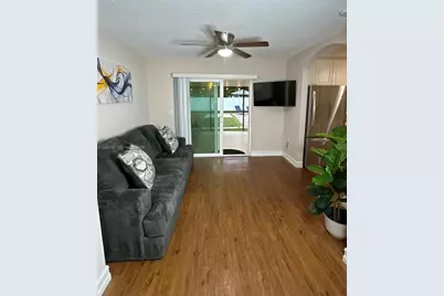 177 Dove Cir, Royal Palm Beach, FL 33411 - Photo 5
