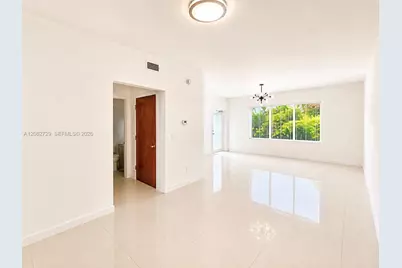 1027 94th St #7, Bay Harbor Islands, FL 33154 - Photo 3