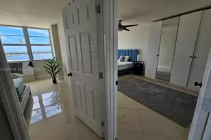 18041 Biscayne Blvd, Aventura, FL 33160 - Photo 15