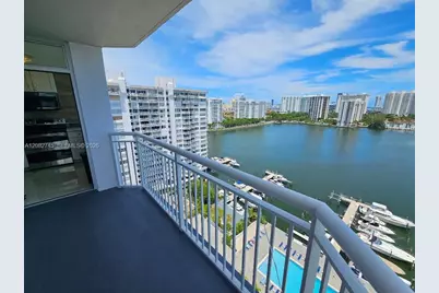 18041 Biscayne Blvd #1805, Aventura, FL 33160 - Photo 21