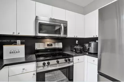 220 Riverwalk Cir, Sunrise, FL 33326 - Photo 19