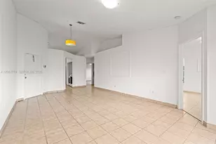 15261 SW 111th St, Miami, FL 33196 - Photo 9