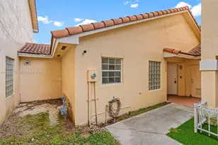 15261 SW 111th St, Miami, FL 33196 - Photo 3